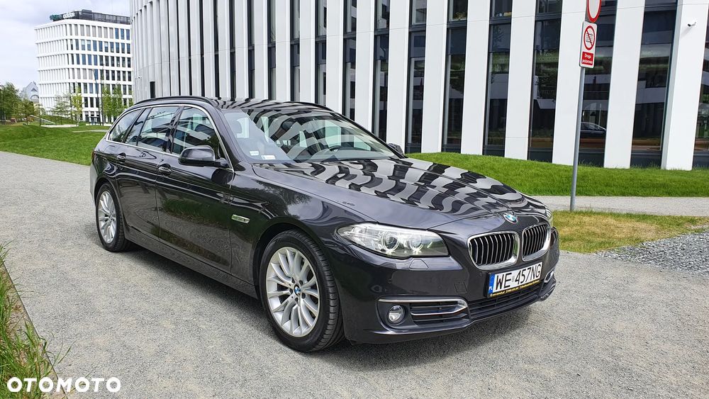 BMW Seria 5 520d xDrive Luxury Line - 1