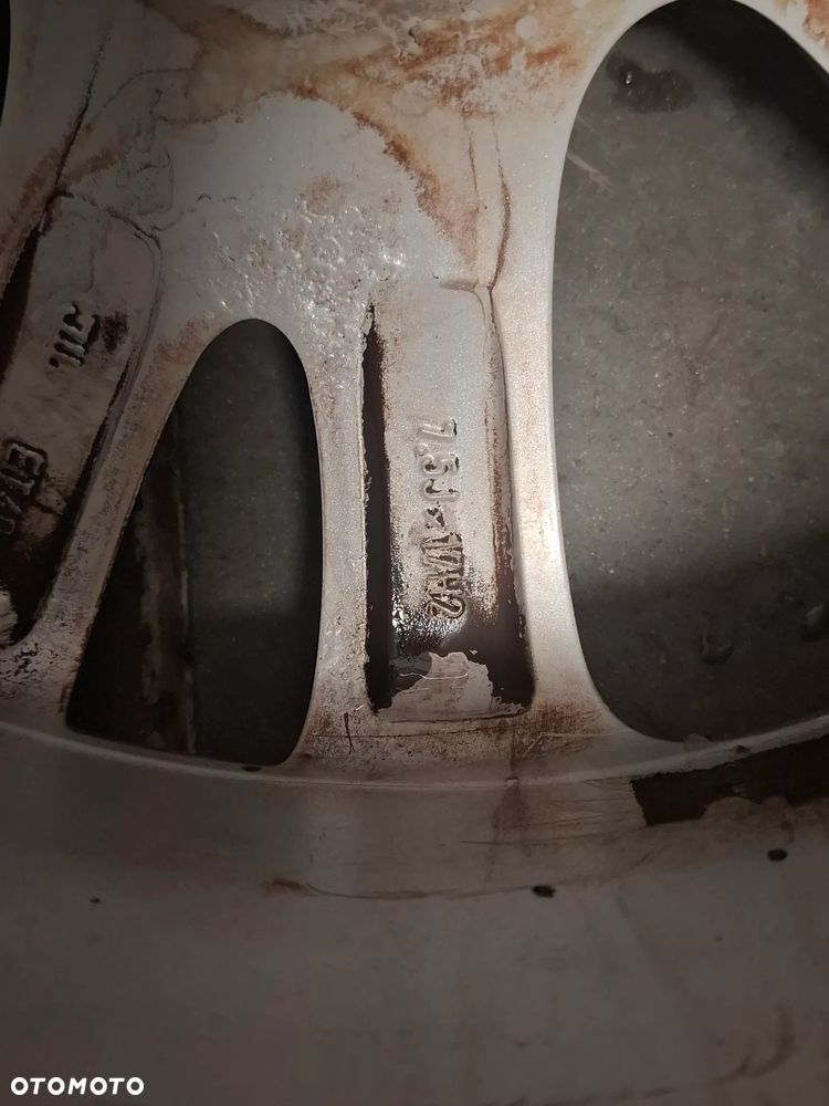 Felgi aluminiowe 17 cali Skoda  Superb 2014 nr 3T0601025D - 5