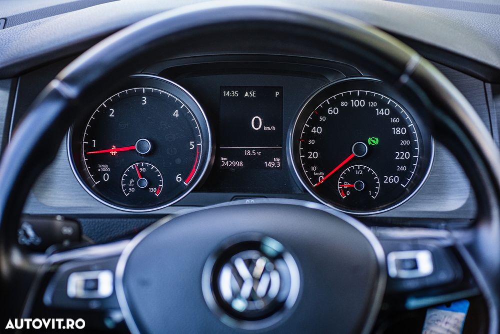 Volkswagen Golf 1.6 TDI BlueMotion Technology DSG Allstar - 8