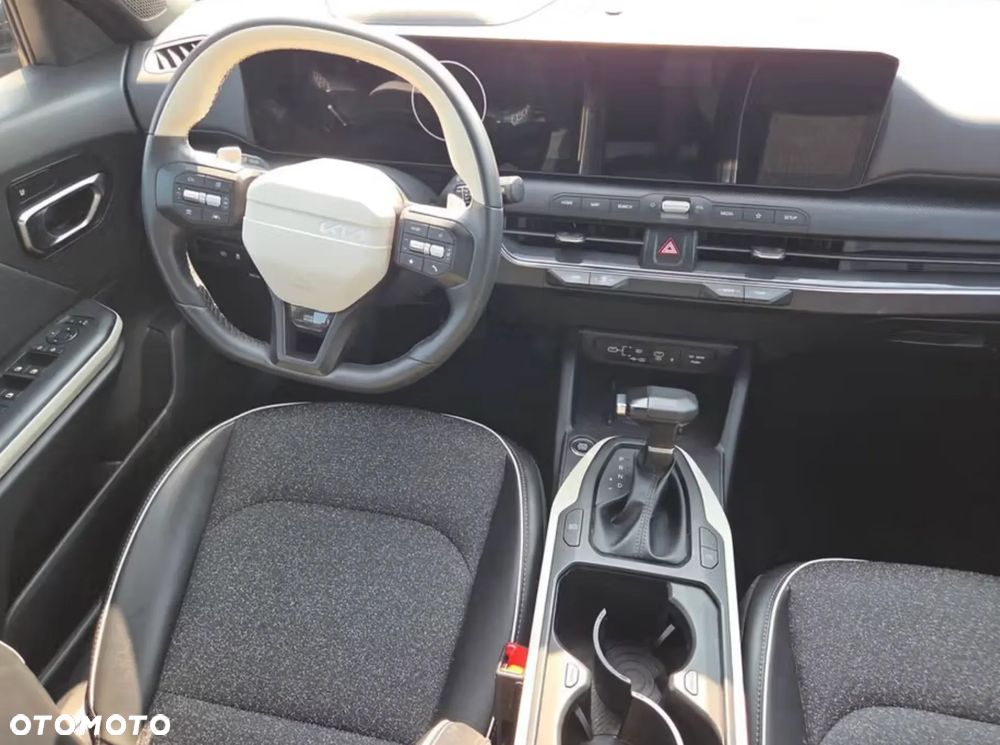 Kia K4 - 12