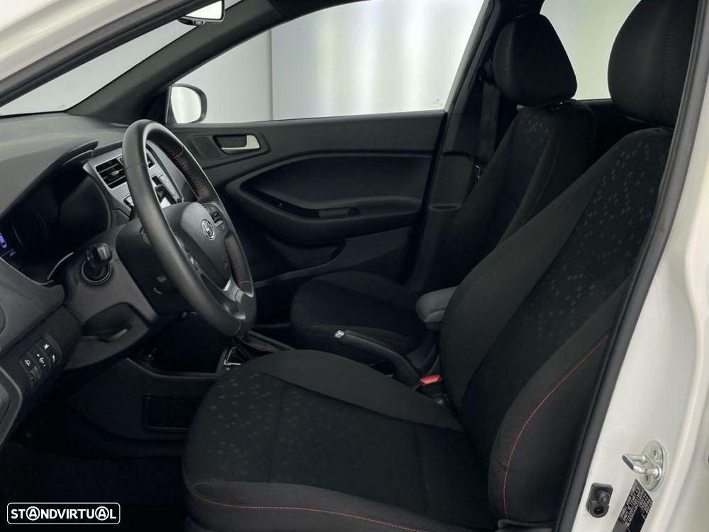 Hyundai i20 1.0 T-GDI Style DCT - 11