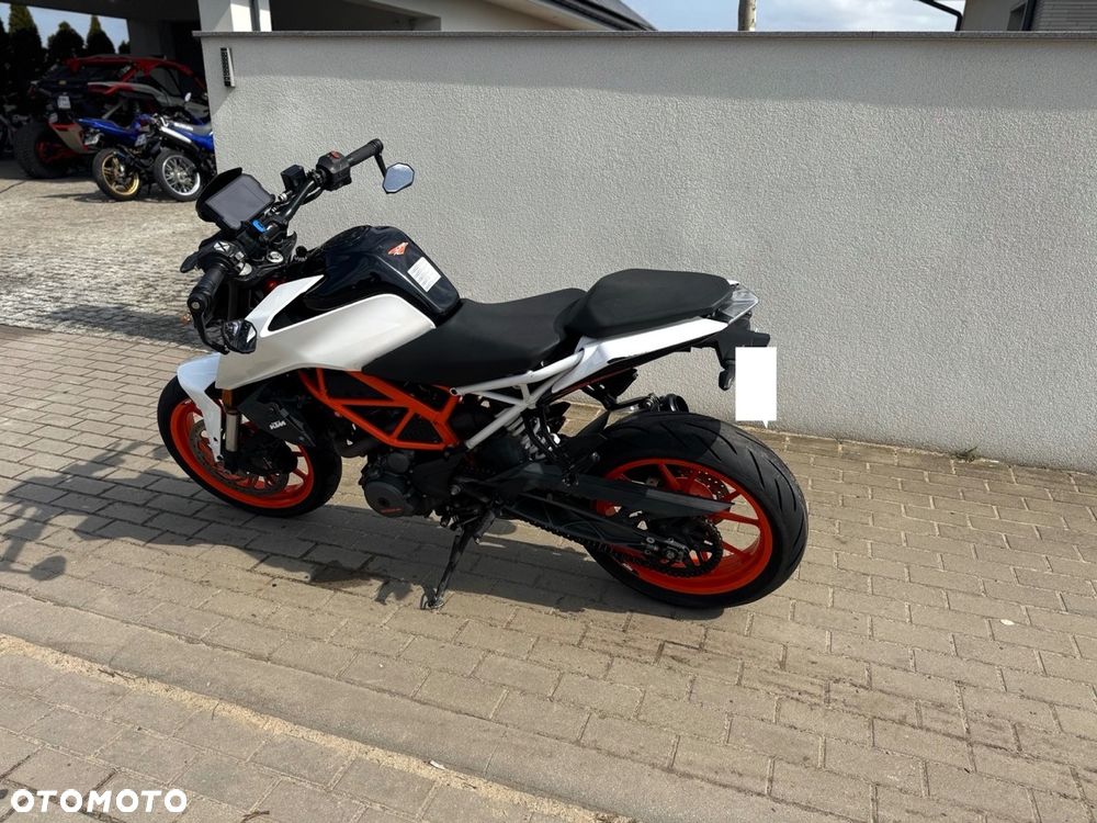 KTM Duke - 22