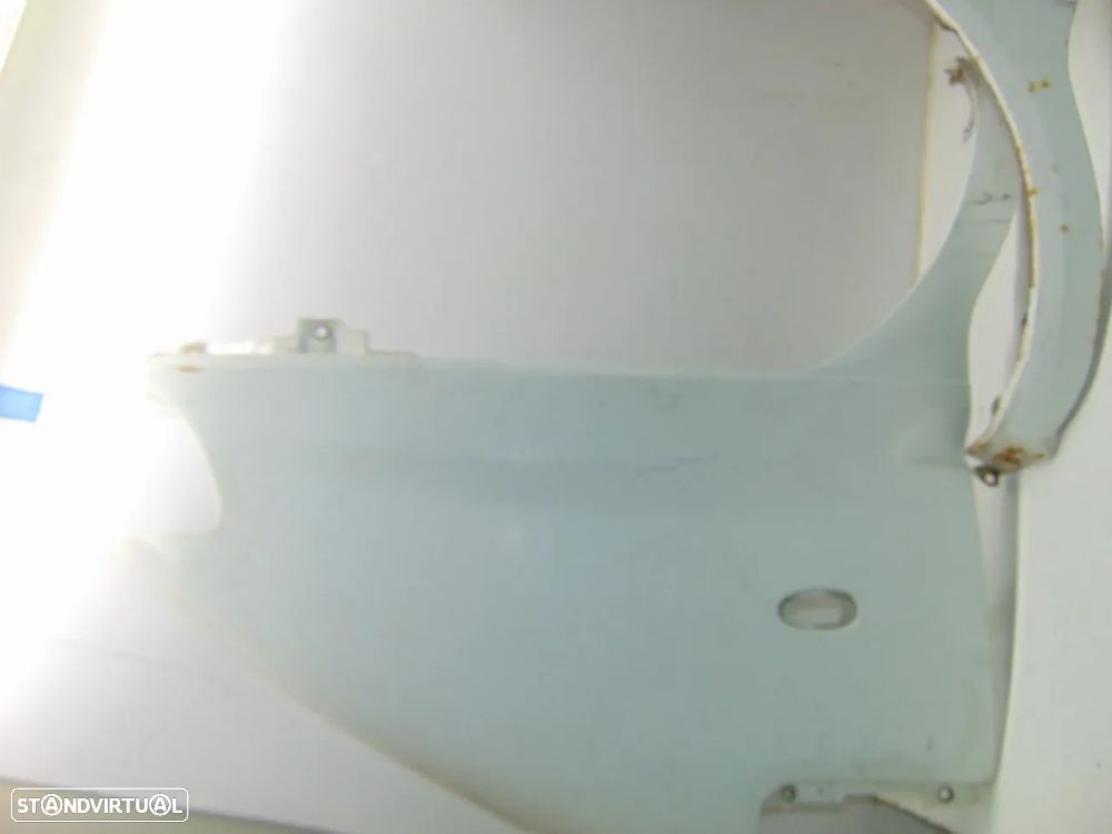 Mitsubishi L400 guarda lamas - 2