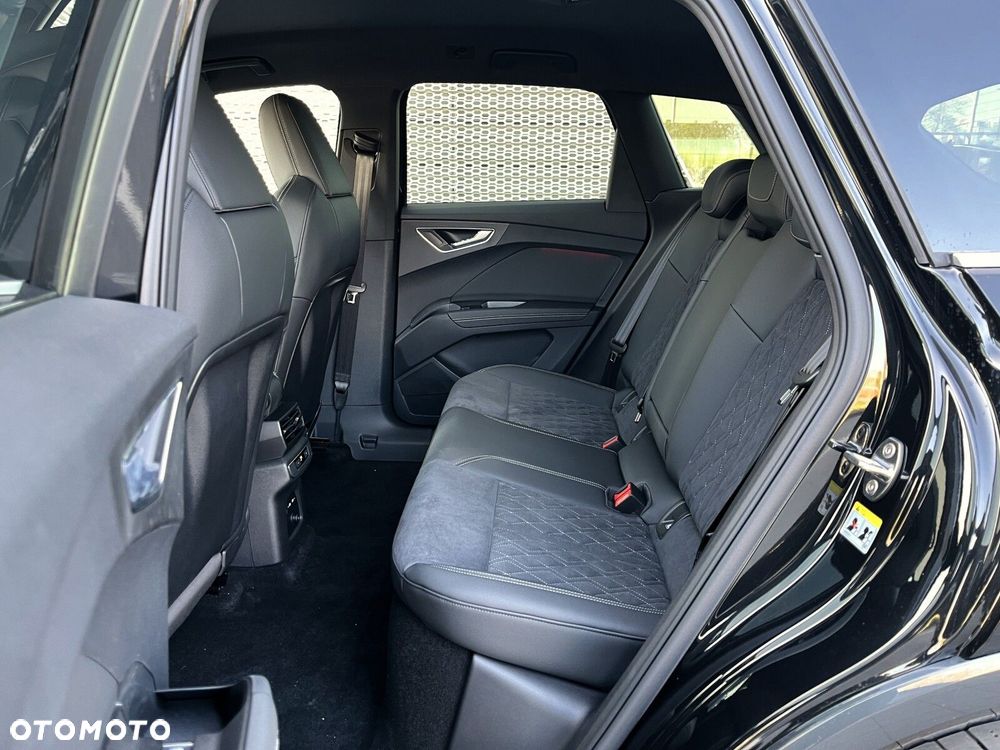 Audi Q4 e-tron - 23