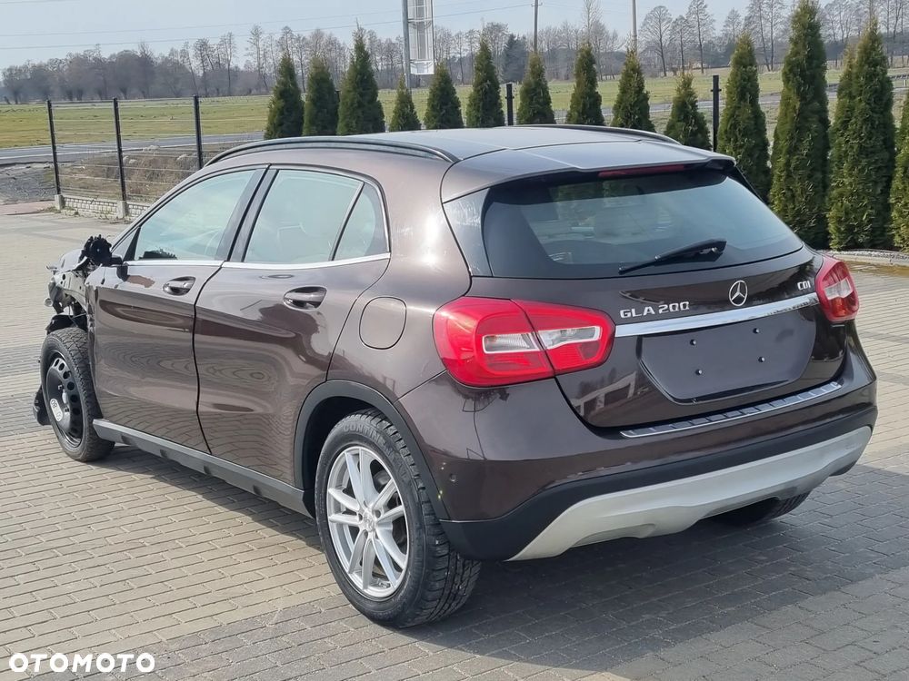 Mercedes-Benz GLA 200 (CDI) d 7G-DCT - 5