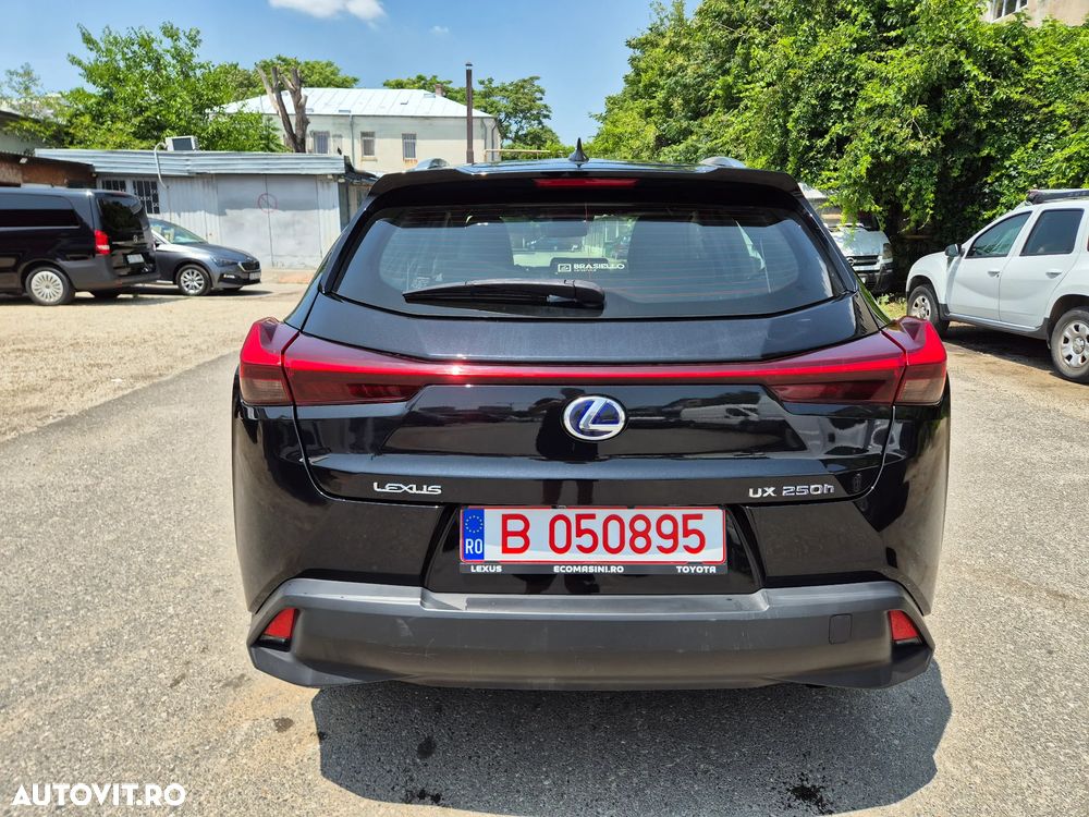Lexus UX ver-250h-2-0l-hev-20h---178-hp-4x2-cvt-business - 29