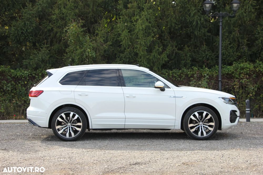 Volkswagen Touareg 3.0 V6 TDI 4Motion DPF Automatik R-Line - 4