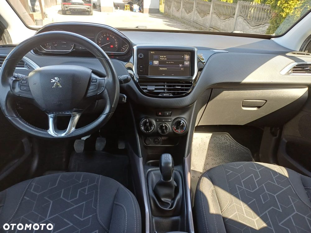 Peugeot 2008 PureTech 110 Style - 10