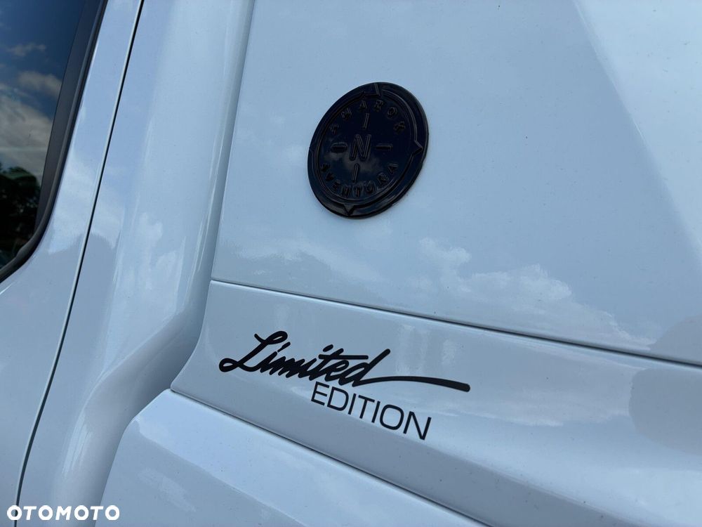 Volkswagen Amarok - 15