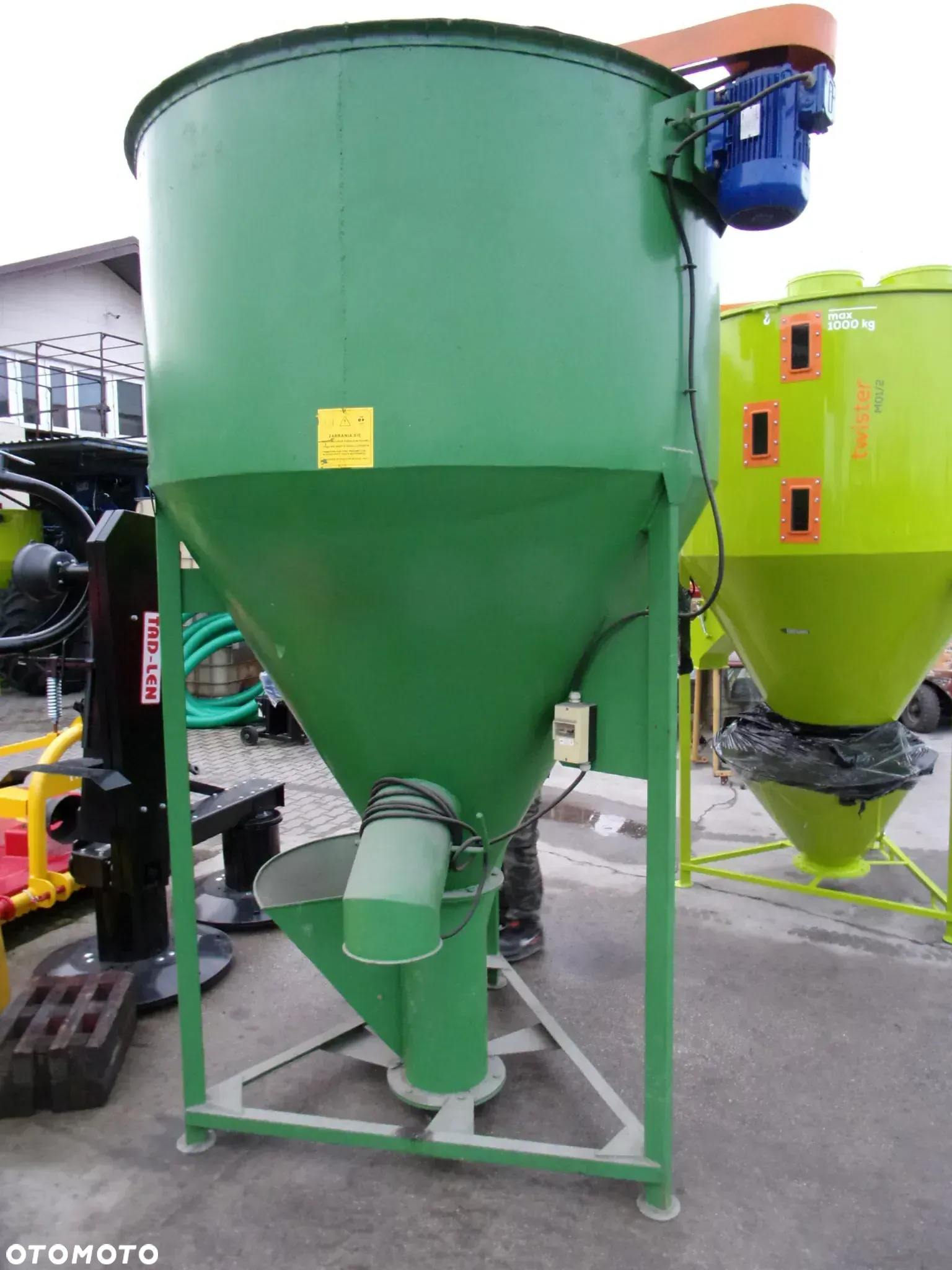 Inny Rozdrabniacz - śrutownik bijakowy Adraf S01/1 - 11kW, S01/0 - 7,5kW; H-115 POM Augustów - Mieszalnik pasz sypkich 750, 1000 kg ADRAF 2000 kg BIN - 24
