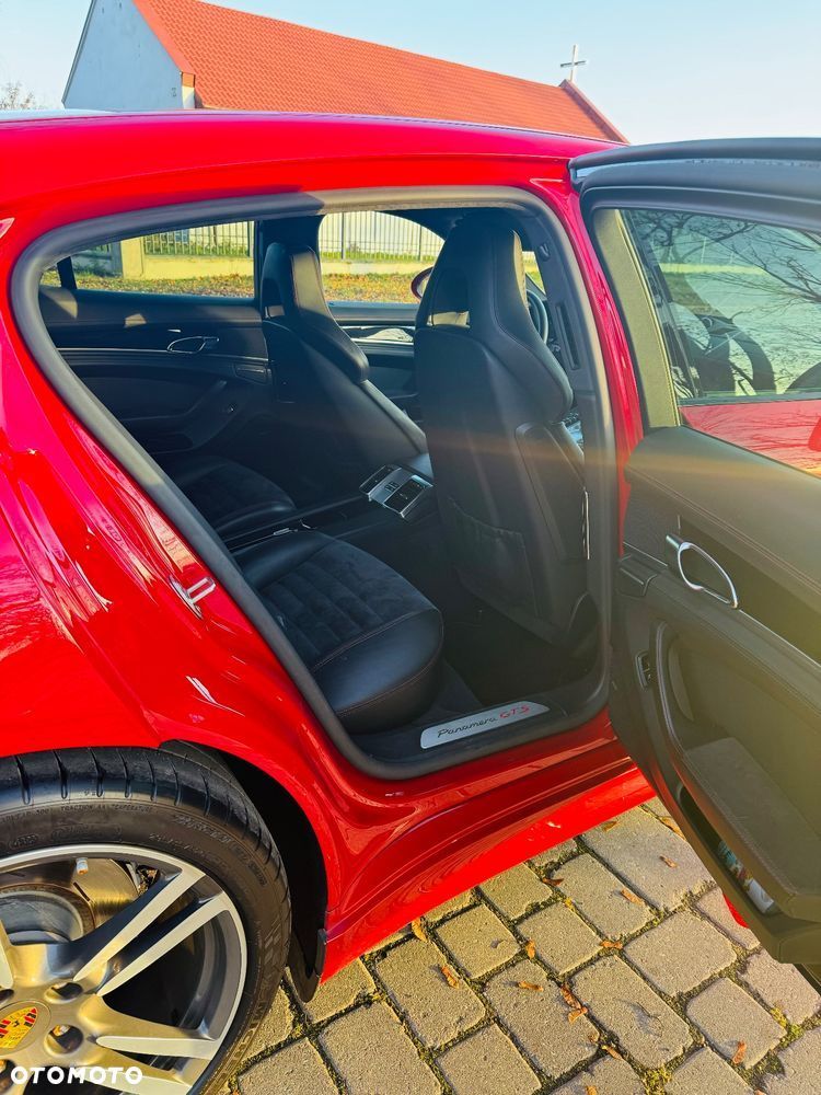 Porsche Panamera GTS - 13