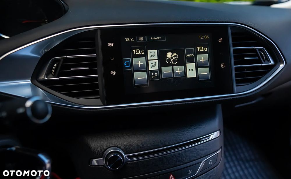 Peugeot 308 PureTech 110 Stop & Start Style - 37