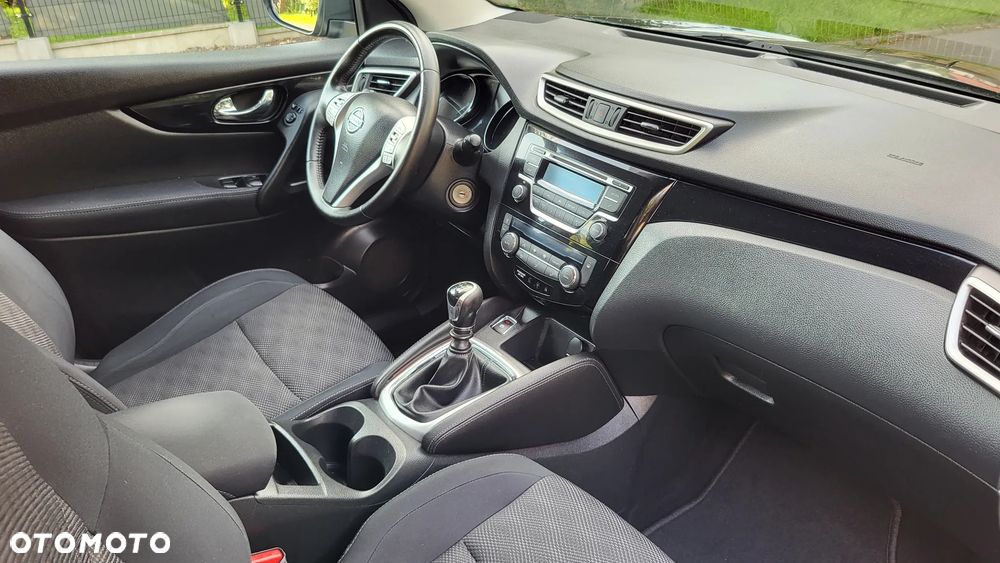 Nissan Qashqai 1.2 DIG-T N-Connecta - 25