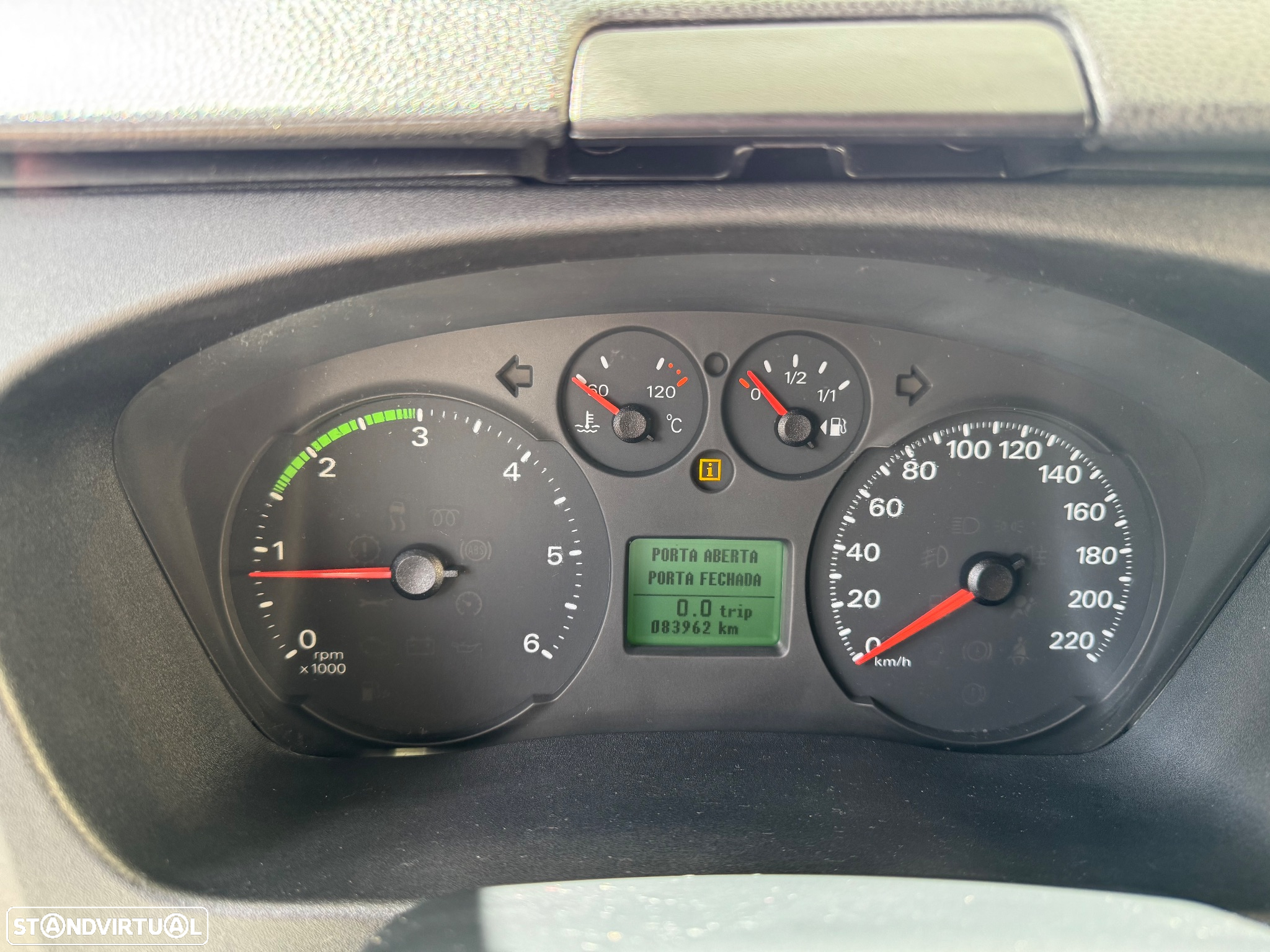 Ford Trigano Challenger 2.4tdci 140cv genesis 49 - 10