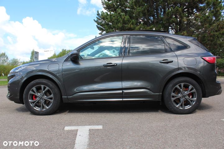 Ford Kuga 2.5P PHEV FWD ST-Line X - 4