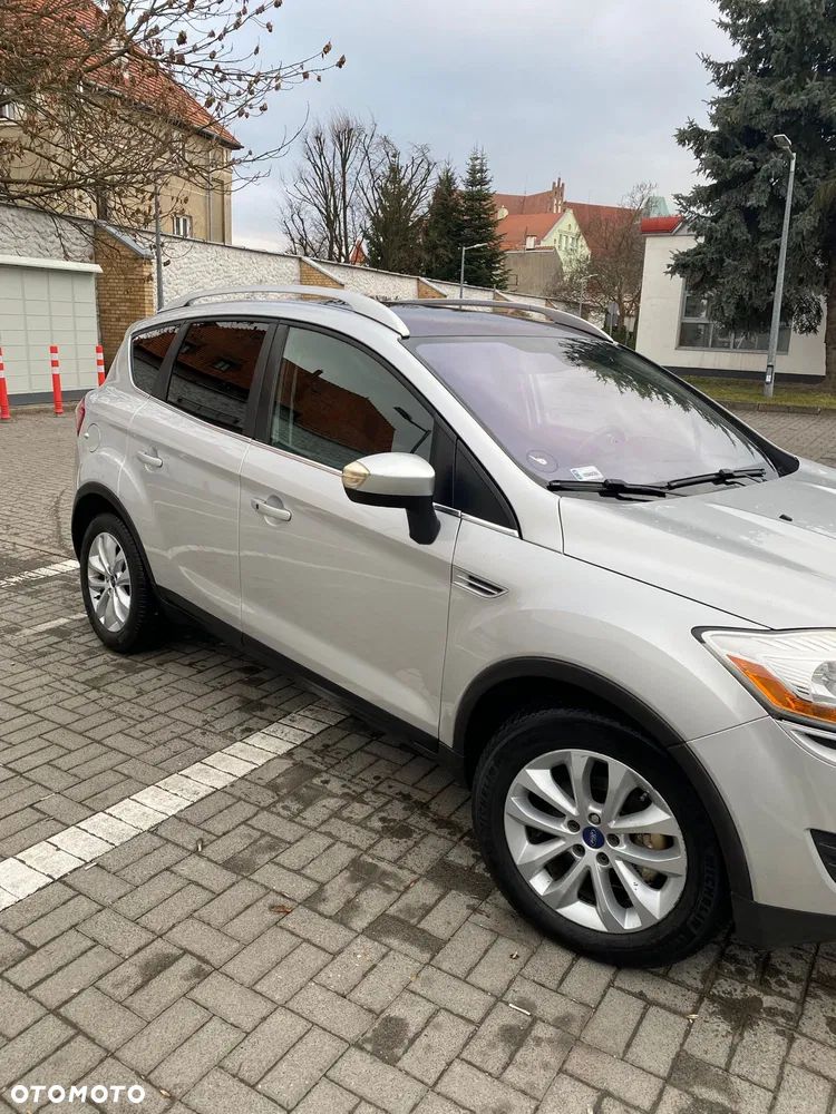 Ford Kuga 2.0 TDCi Titanium - 8