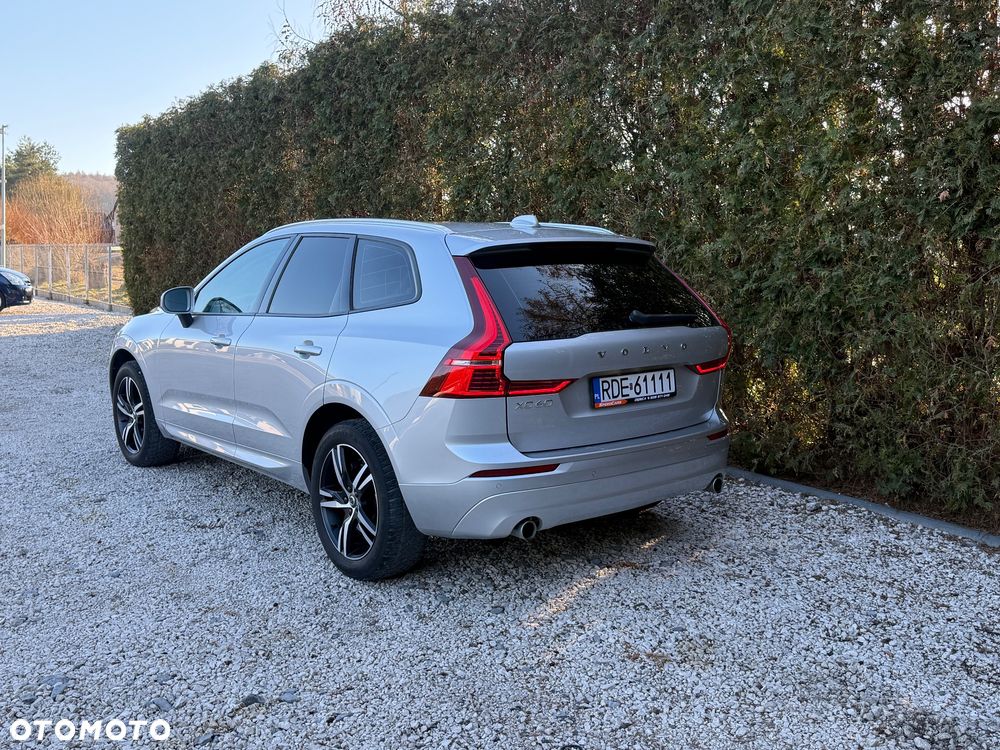 Volvo XC 60 B4 D Geartronic Momentum Pro - 2