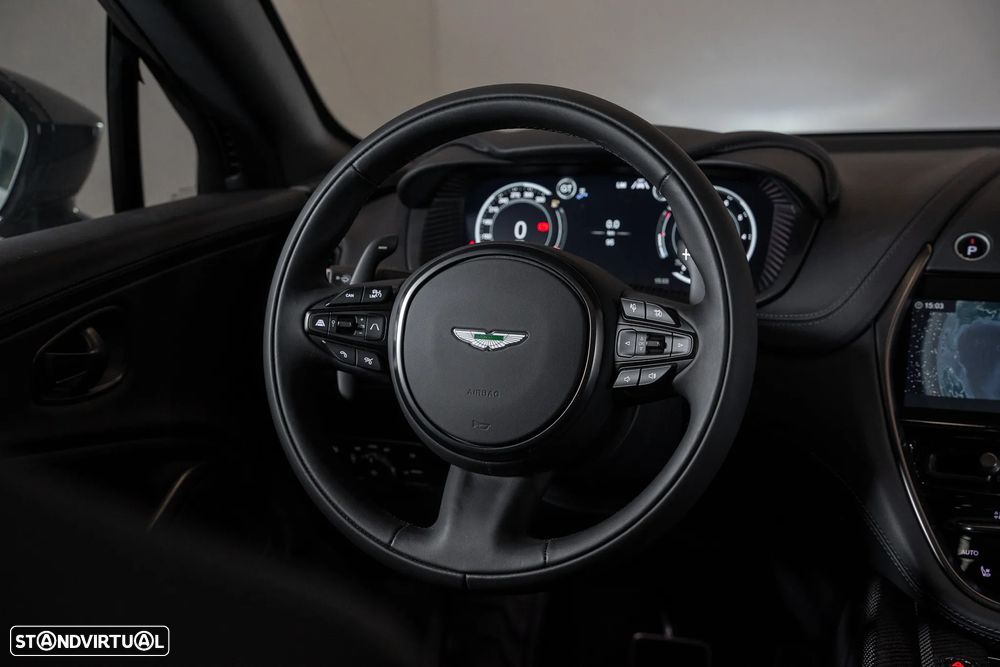 Aston Martin DBX 707 - 8