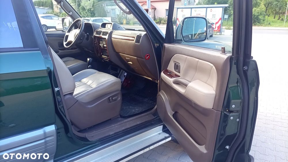 Toyota Land Cruiser - 11