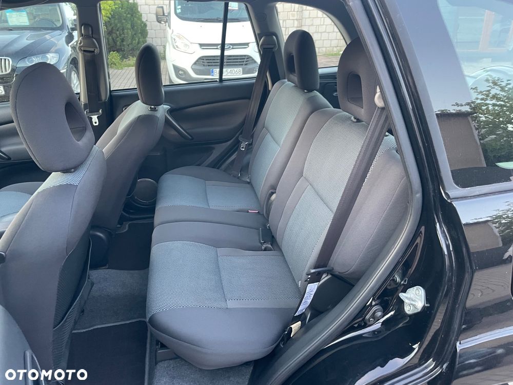Toyota RAV4 2.0 D-4D Prestige - 14