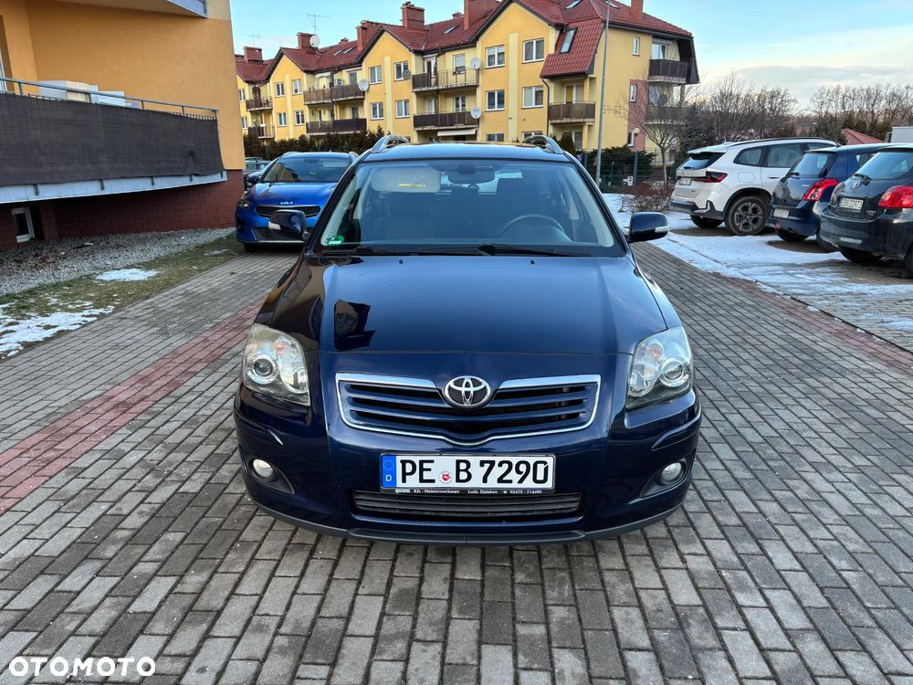 Toyota Avensis 1.8 VVT-i Executive - 6