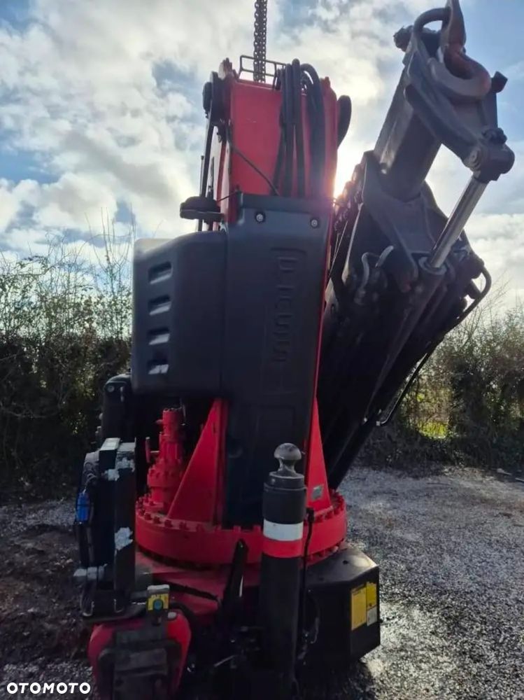 Inny HDS Dzwig żuraw Fassi F660 duży!! 6 razy wysuw hydrauliczny! Dodatkowe podpory. RADIO !!! Mało używany. HIAB Effer Palfinger HMF - 12