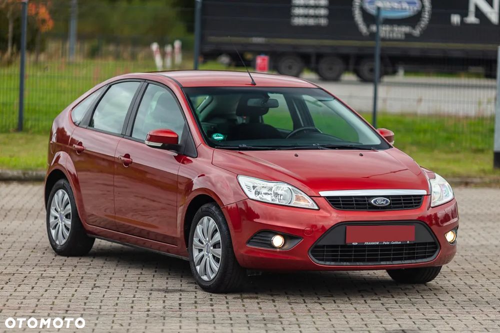 Ford Focus 1.6 16V Style+ - 12