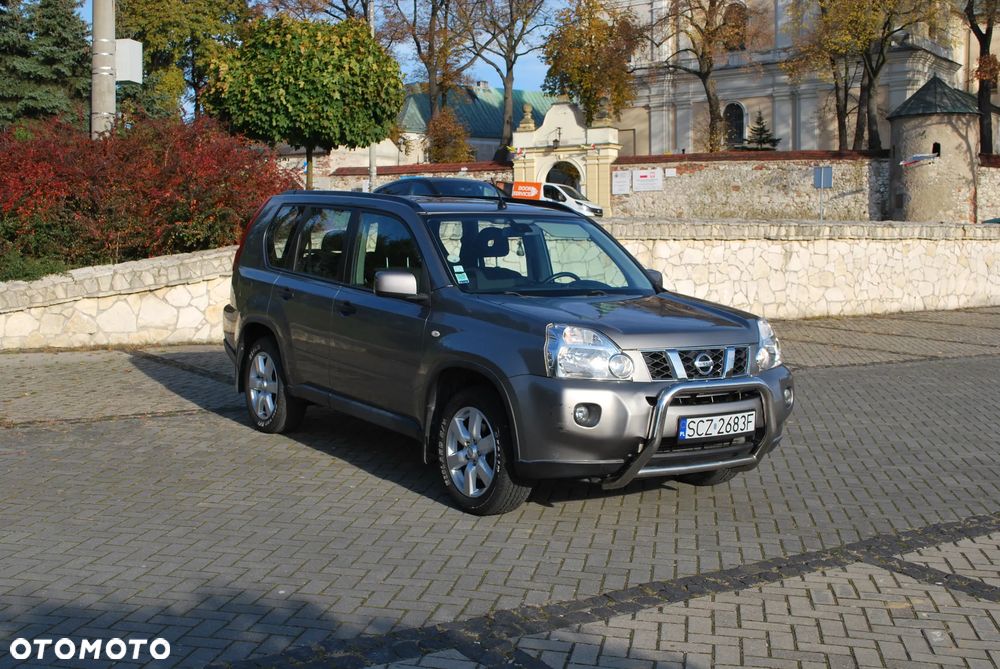 Nissan X-Trail 2.0 dCi 4x4 DPF LE - 32