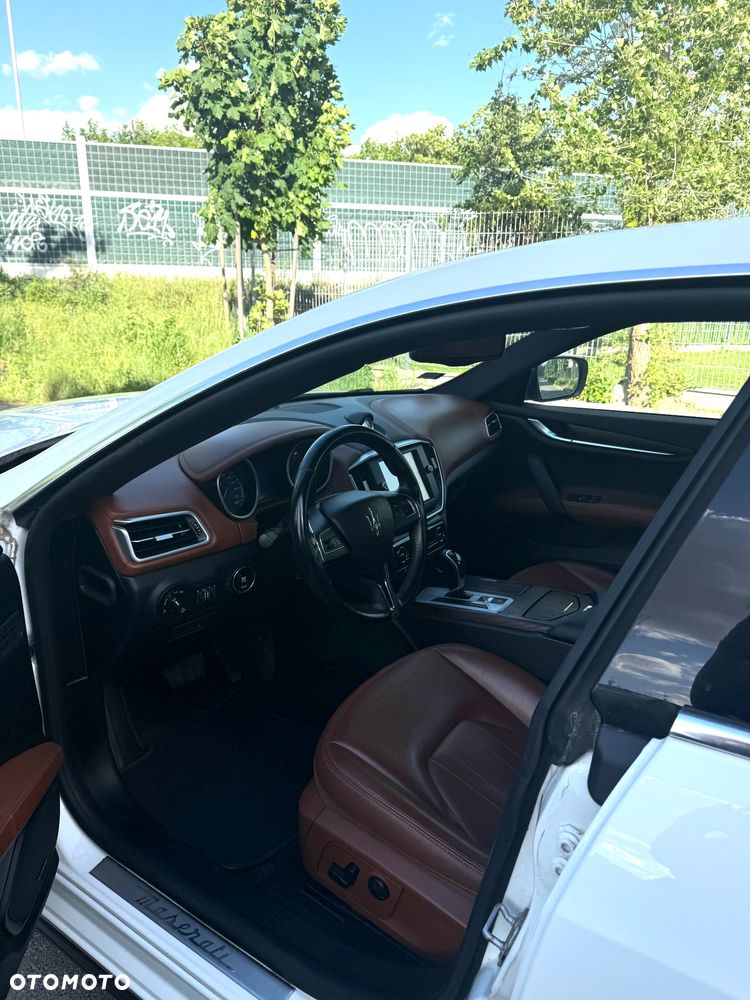 Maserati Ghibli S Q4 - 12