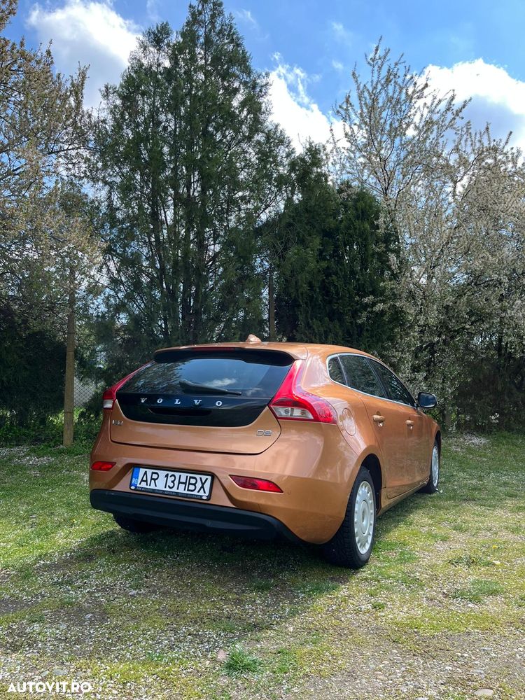 Volvo V40 D2 - 2