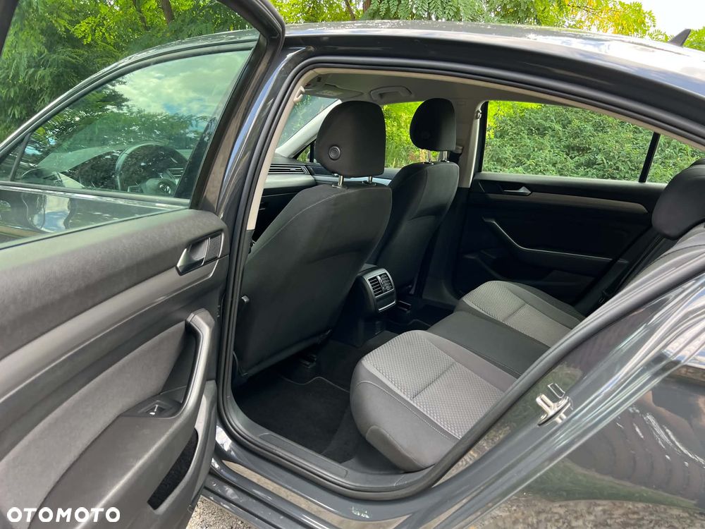 Volkswagen Passat 1.5 TSI EVO Comfortline - 21
