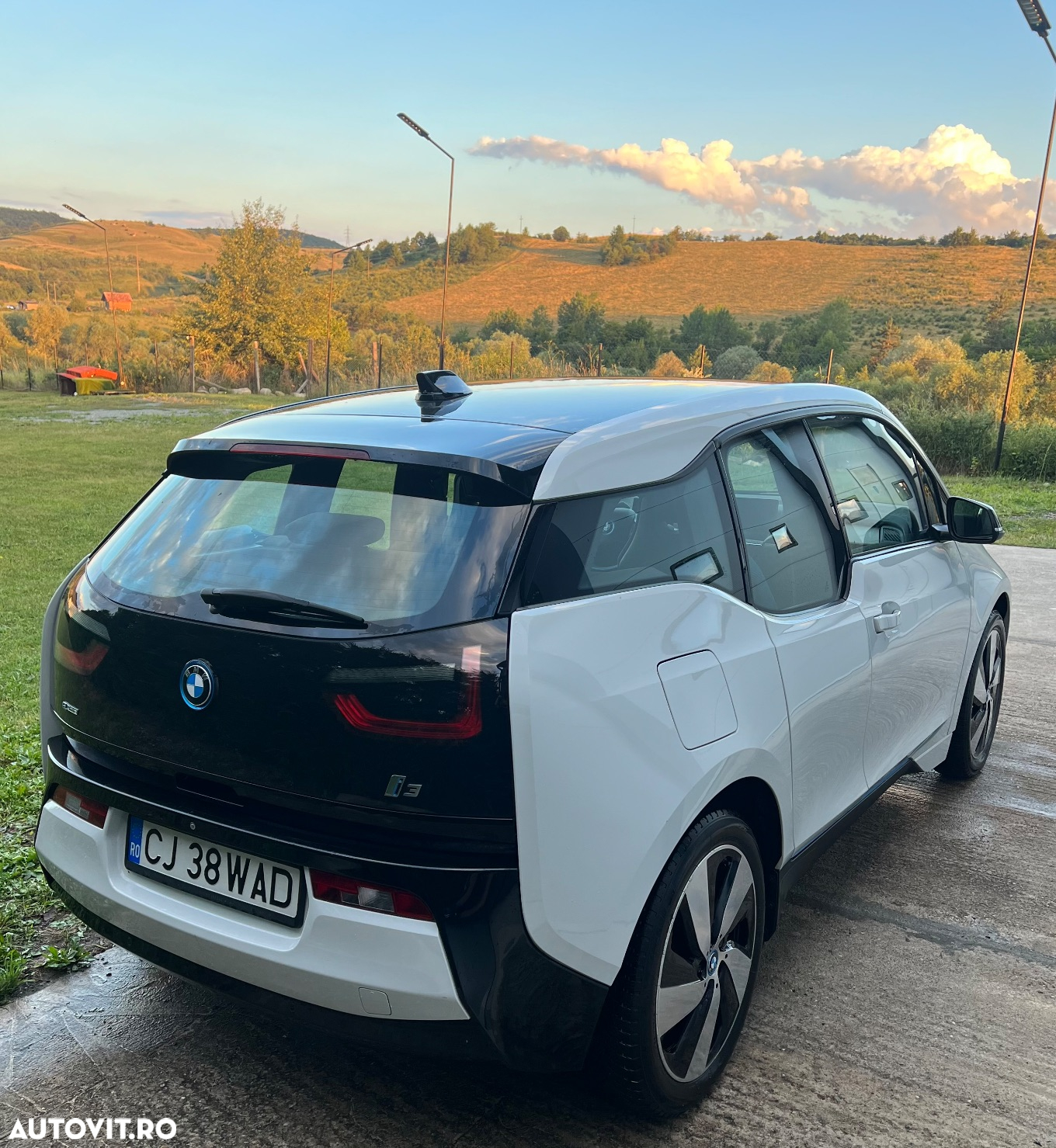 BMW i3 60 Ah - 12