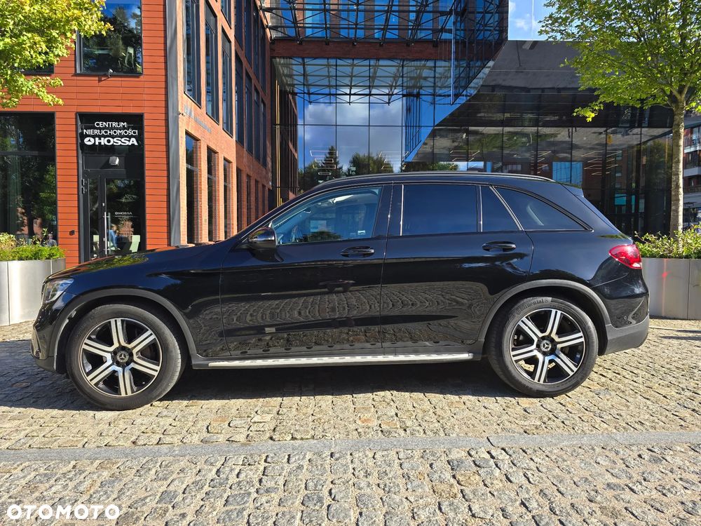 Mercedes-Benz GLC 200 4-Matic - 4
