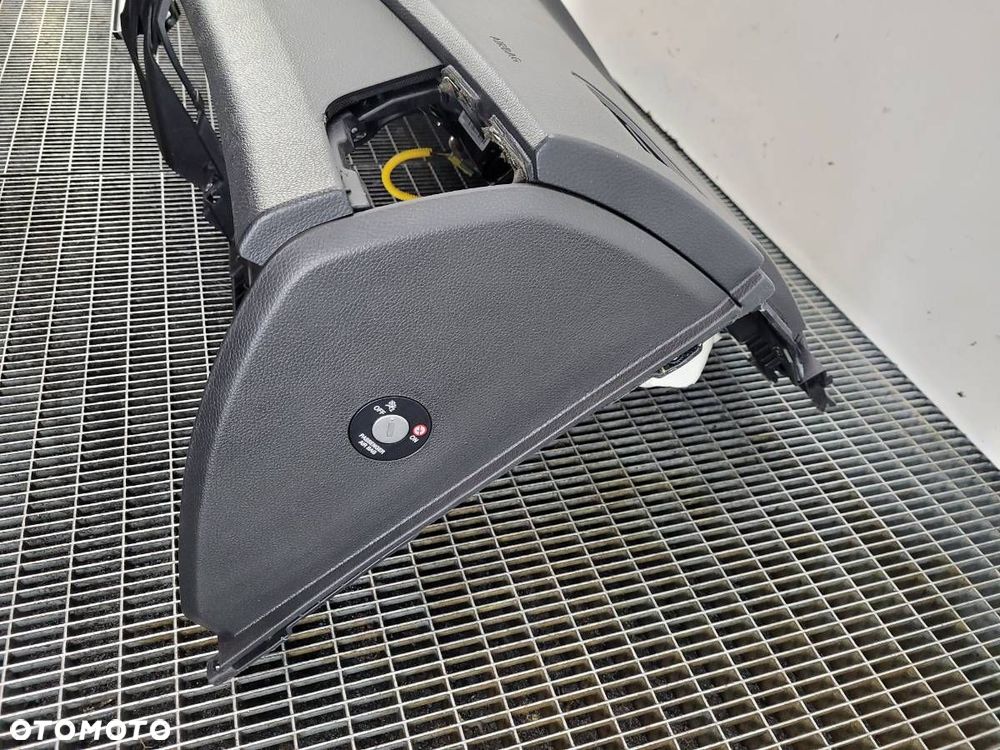 KOKPIT DESKA KONSOLA HYUNDAI I30 II COUPE EUROPA - 9