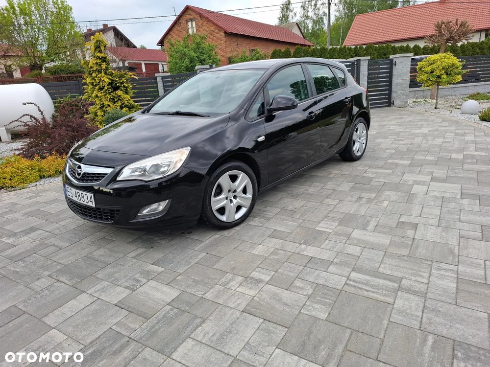 Opel Astra 1.4 Turbo Cosmo - 4