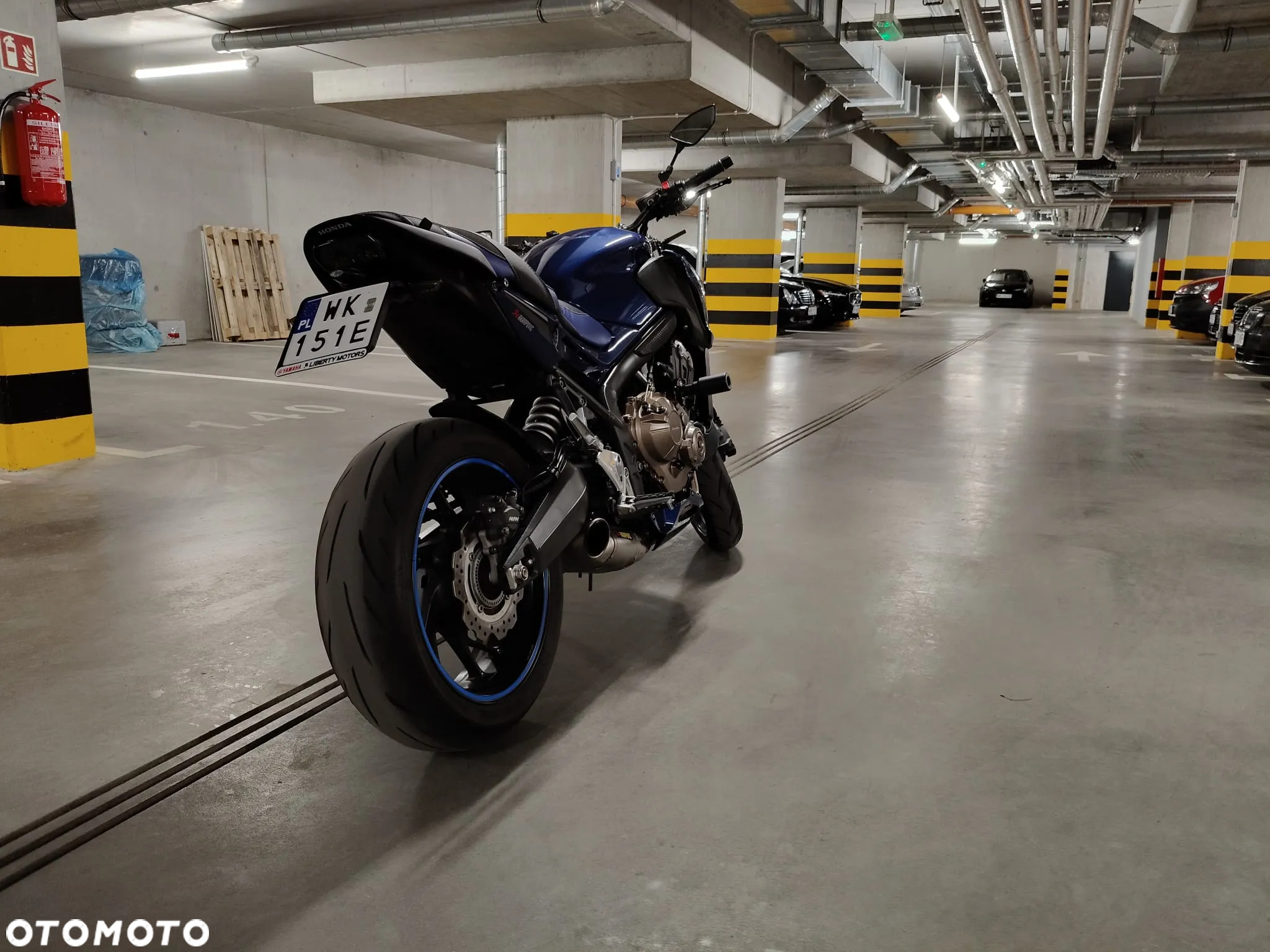 Honda CB - 16