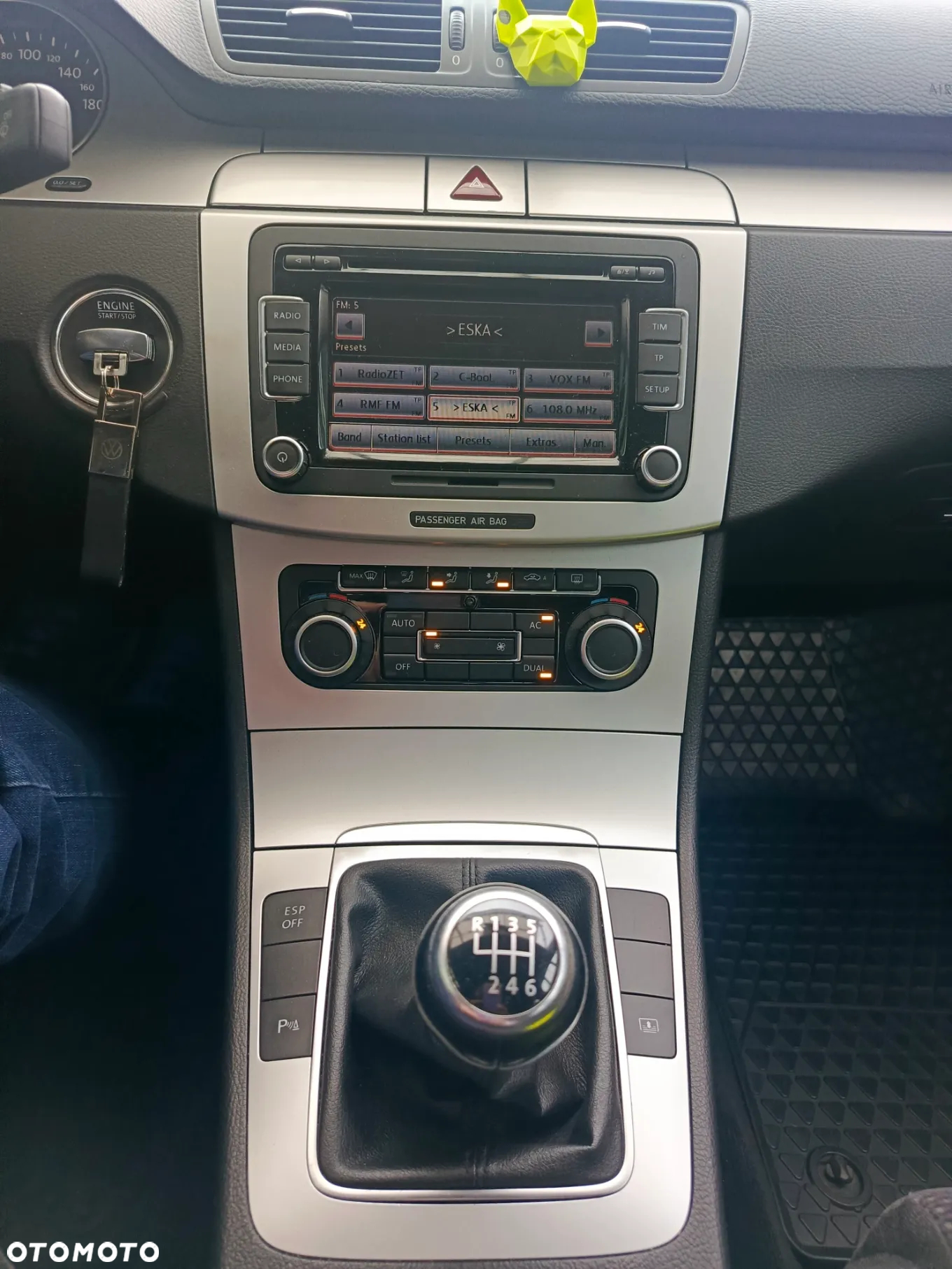 Volkswagen Passat 1.8 TSI Comfortline - 12
