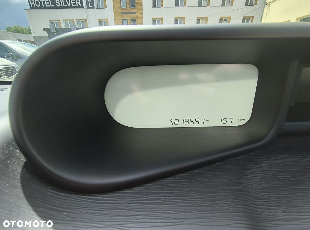 Citroën C3 Picasso 1.4i Seduction - 24