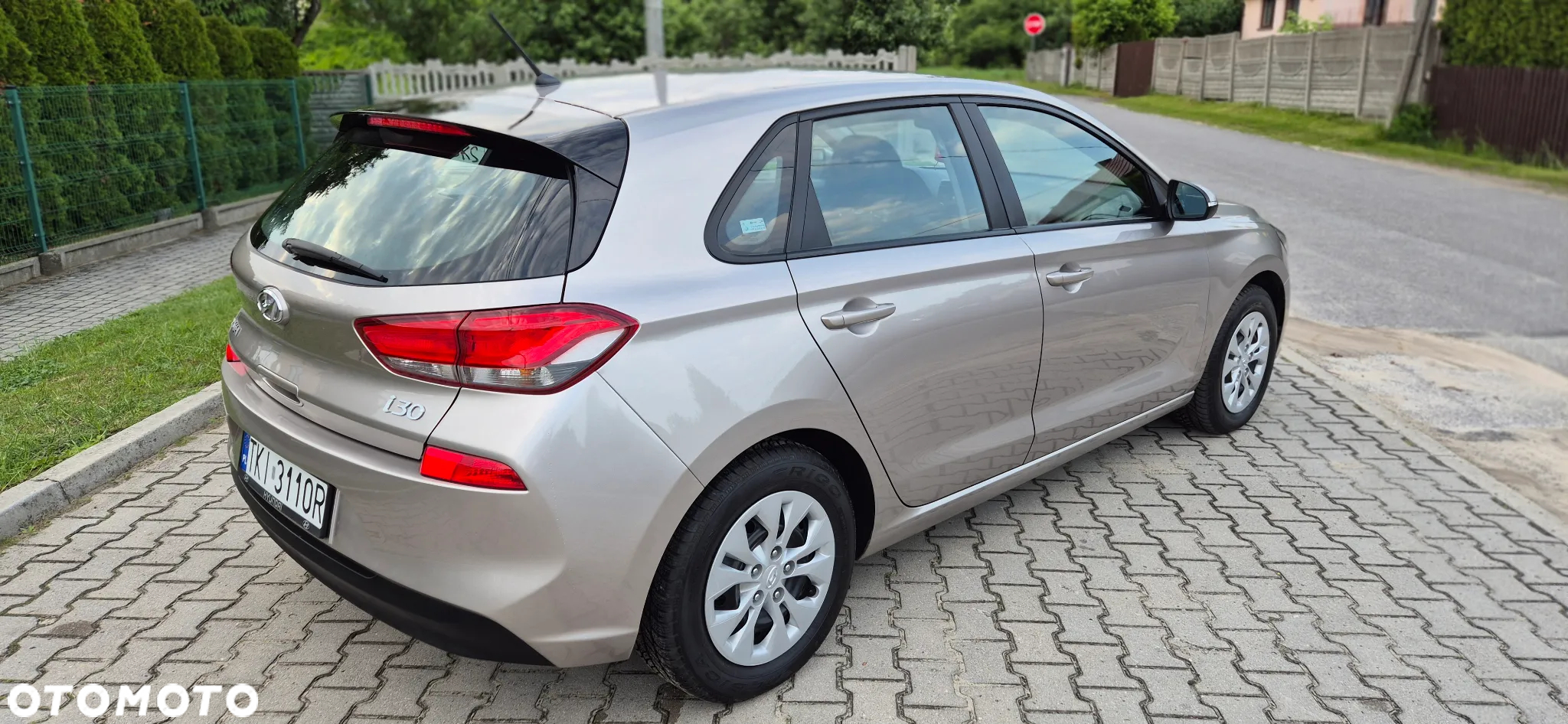 Hyundai i30 1.4 Base - 4