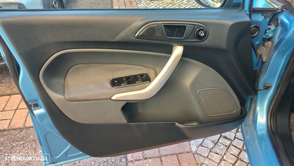 Ford Fiesta 1.4 TDCI Ghia - 15