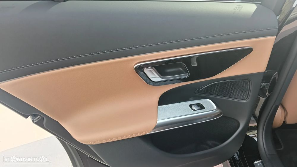 Mercedes-Benz E 300 e Station - 12