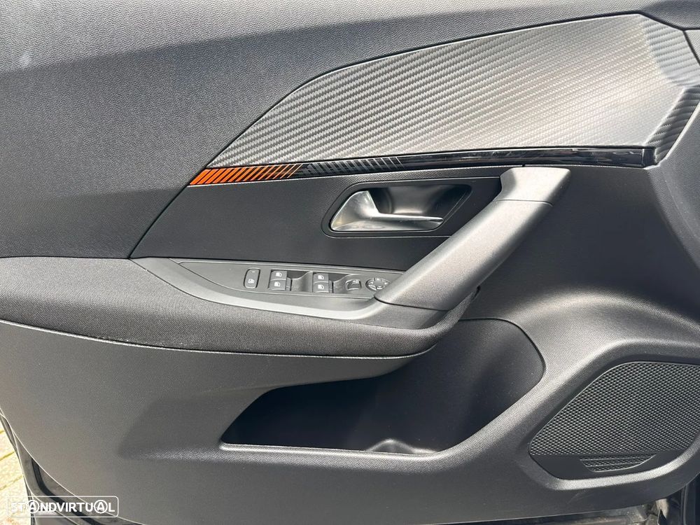 Peugeot e-2008 50 kWh Active Pack - 3