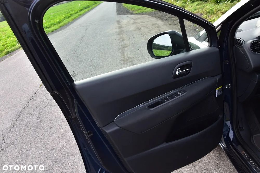 Peugeot 5008 HDI FAP 160 Automatik Allure - 15