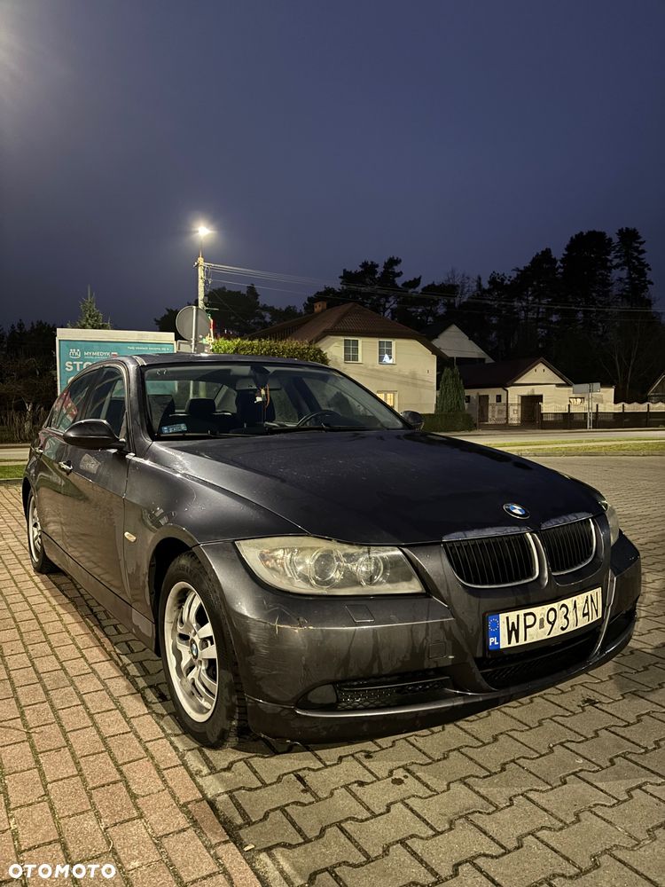 BMW Seria 3 320i - 2