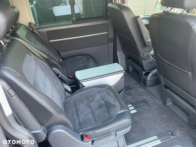 Volkswagen Multivan 2.0 TDI L1 DSG - 25