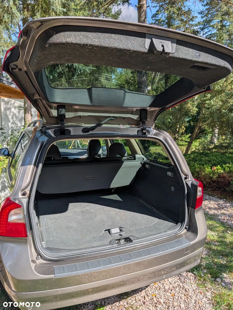 Volvo V70 2.0D Momentum - 22