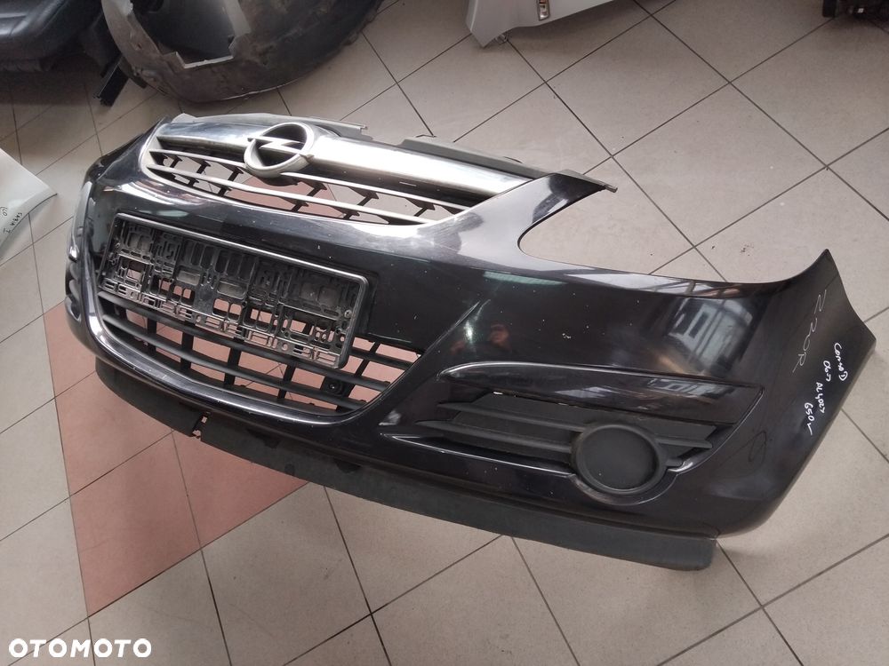 Opel Corsa D 06-  zderzak przedni czarny kolor kod Z20R - 1