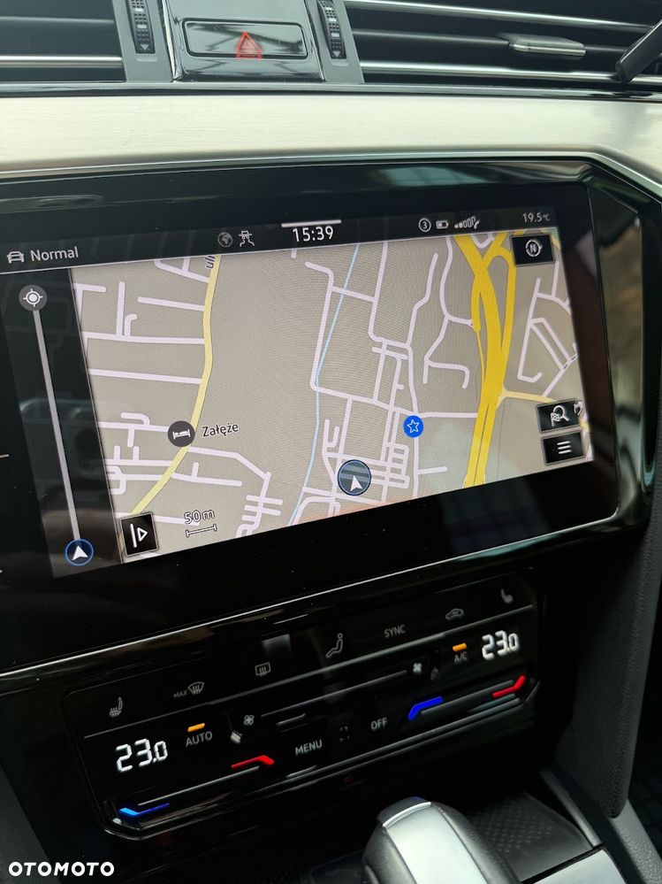 Volkswagen Passat 2.0 TSI Elegance DSG - 31