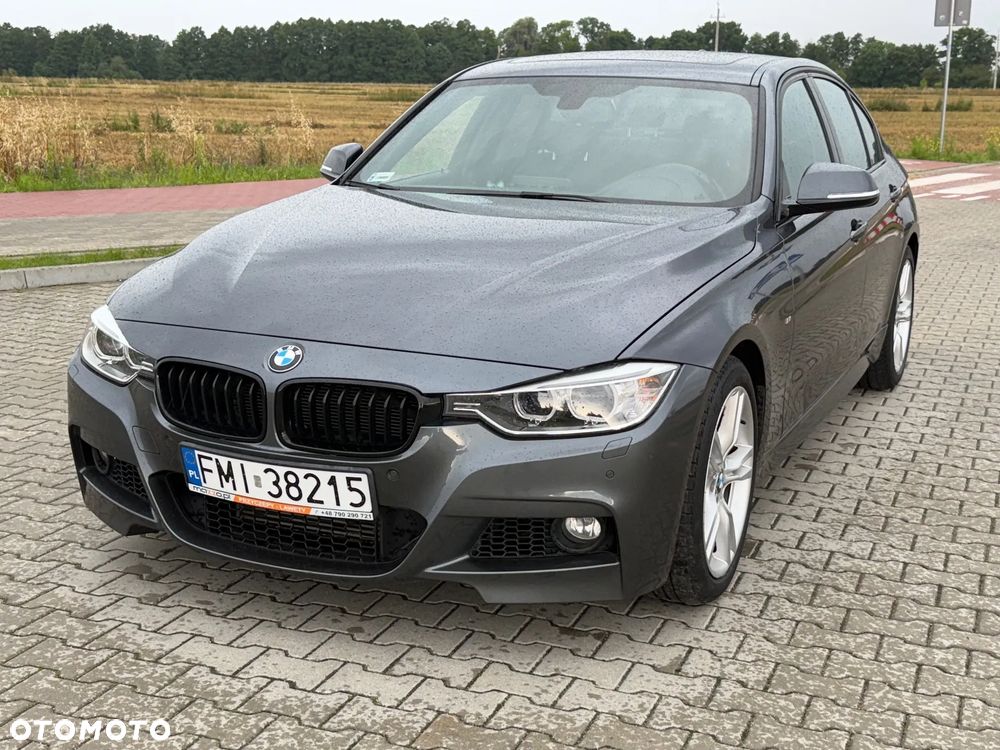 BMW Seria 3 328i Sport-Aut Sport Line