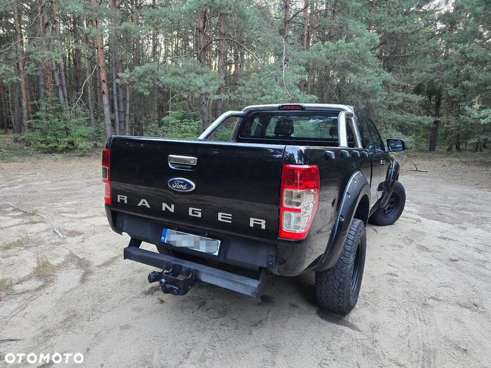 Ford Ranger - 32